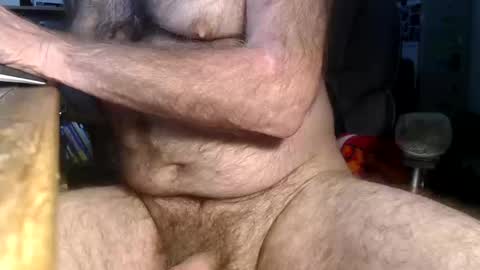 Beagle online show from October 11, 2025, 3:21 pm