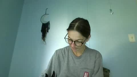Snapshot of bamacpl80 chatting on June 28, 2026, 12:33 pm bamacpl80 online show from June 28, 2026, 12:33 pm