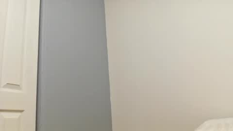 Snapshot of bambi_123 chatting on January 22, 2025, 12:27 am Littlefuckdoll online show from January 22, 2025, 12:27 am