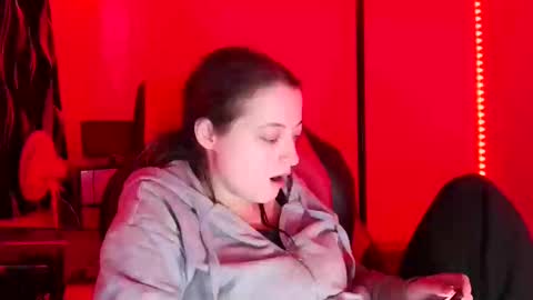 bambiboo8113 online show from February 18, 2025, 6:26 pm