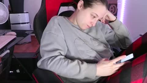 bambiboo8113 online show from February 28, 2025, 7:25 pm