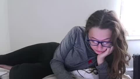 bambiboo8113 online show from September 11, 2025, 8:31 pm