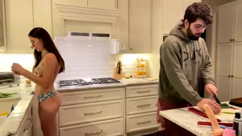 bambifarrina online show from February 19, 2025, 11:46 pm