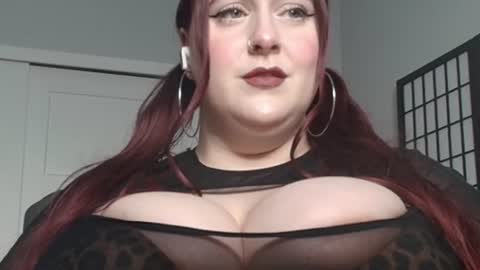 Snapshot of bambixxlynn chatting on June 25, 2026, 10:58 pm bambixxlynn online show from June 25, 2026, 10:58 pm