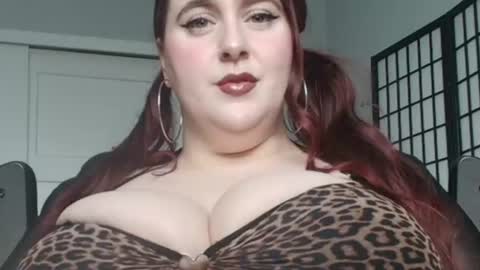 Snapshot of bambixxlynn chatting on July 22, 2026, 11:07 pm bambixxlynn online show from July 22, 2026, 11:07 pm