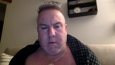 banana5289 online show from February 2, 2025, 9:51 am