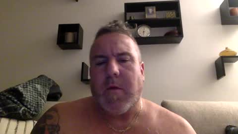 banana5289 online show from February 8, 2025, 11:01 am