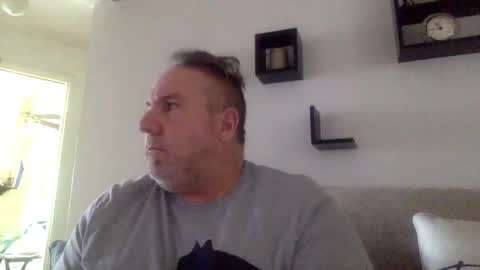 banana5289 online show from February 17, 2025, 3:42 pm