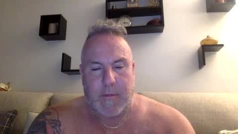 Snapshot of banana5289 chatting on May 20, 2026, 10:27 pm banana5289 online show from May 20, 2026, 10:27 pm