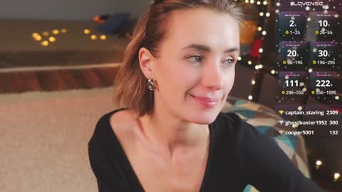 Ellen and  online show from December 15, 2024, 8:08 am