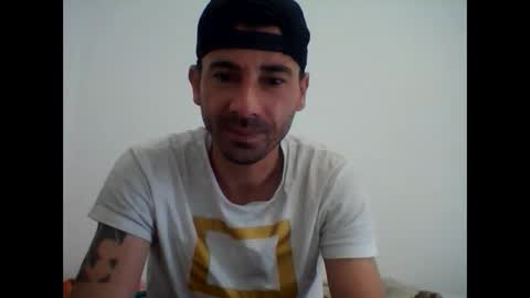 banciuclaudiu87 online show from May 4, 2026, 7:04 am