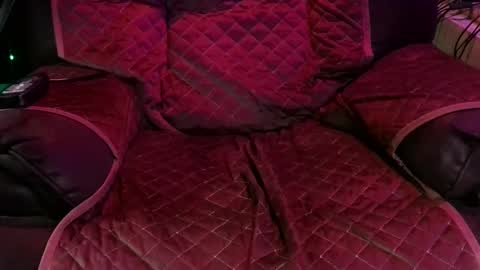 Snapshot of banjoey48 chatting on December 8, 2024, 4:46 am BANJOEY online show from December 8, 2024, 4:46 am