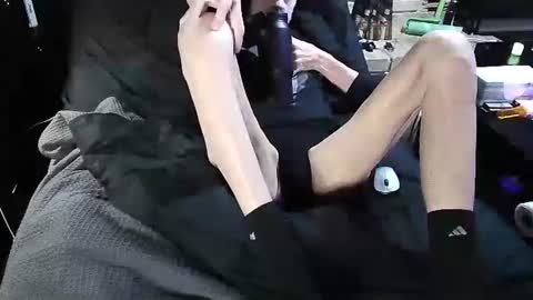 Snapshot of banjoey48 chatting on February 11, 2026, 5:01 am BANJOEY online show from February 11, 2026, 5:01 am