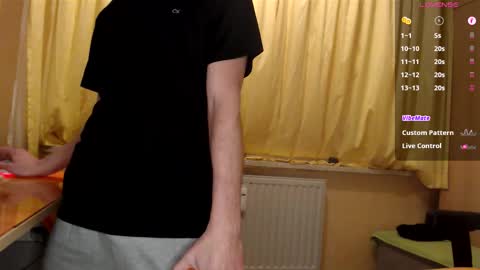       online show from December 18, 2025, 7:53 pm