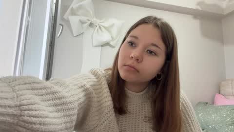 Snapshot of baosznejkowski chatting on May 8, 2026, 3:17 pm Sumi online show from May 8, 2026, 3:17 pm