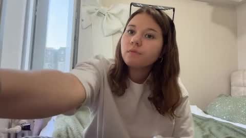 Snapshot of baosznejkowski chatting on May 11, 2026, 4:04 pm Sumi online show from May 11, 2026, 4:04 pm