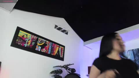 Gabi  online show from November 23, 2025, 7:02 pm