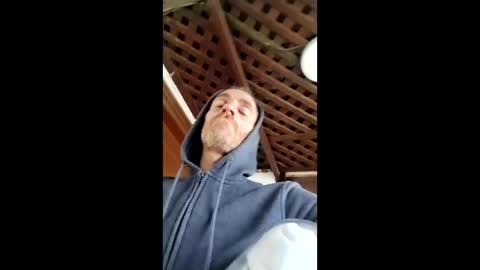 Snapshot of barakovaarslan chatting on April 6, 2026, 12:17 pm barakovaarslan online show from April 6, 2026, 12:17 pm