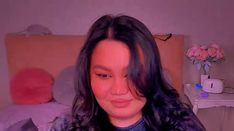 Barbie Kim online show from March 2, 2025, 8:40 pm