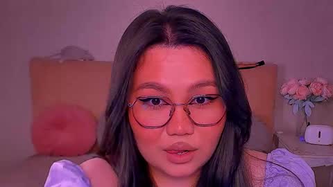 Barbie Kim online show from March 8, 2025, 4:56 am