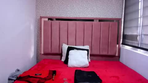 Snapshot of barbara_fox__ chatting on November 12, 2025, 11:54 am B A R B A R A online show from November 12, 2025, 11:54 am