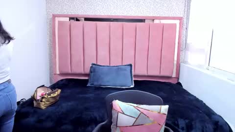 Snapshot of barbara_fox__ chatting on November 28, 2025, 11:57 am B A R B A R A online show from November 28, 2025, 11:57 am