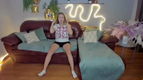 Barbara online show from September 10, 2025, 6:46 am