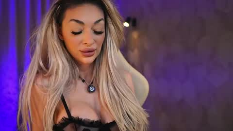  Ana  online show from April 21, 2026, 3:50 pm