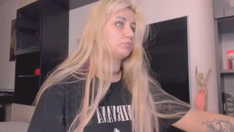 Snapshot of barbarasiren chatting on October 29, 2025, 6:31 pm barbarasiren online show from October 29, 2025, 6:31 pm