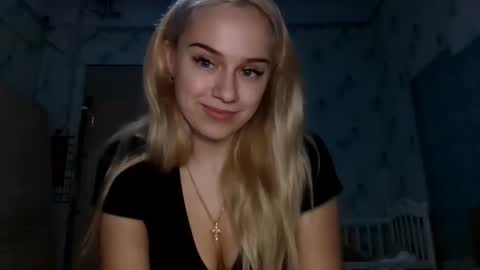 barbie___girl online show from March 5, 2026, 4:14 pm