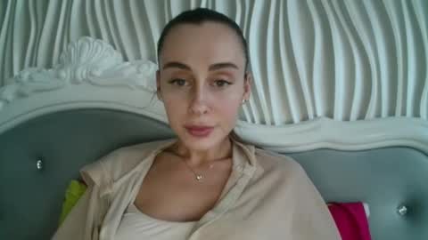 Snapshot of barbie_giirls_ chatting on May 5, 2026, 4:59 pm Kate online show from May 5, 2026, 4:59 pm