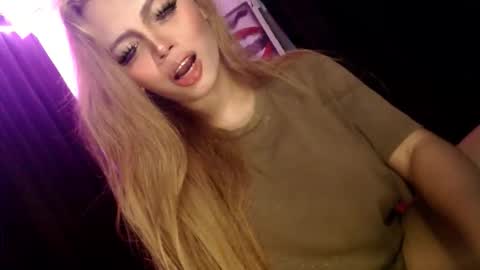 barbei online show from December 17, 2025, 11:33 pm