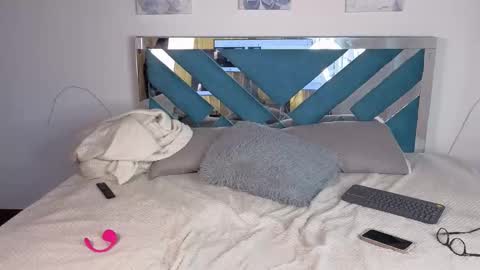 barbie_latinaaa online show from October 24, 2025, 7:43 pm