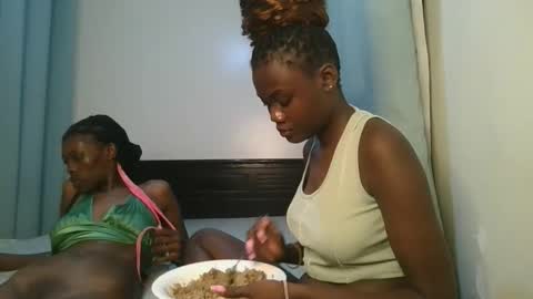 queen online show from October 31, 2025, 11:39 pm