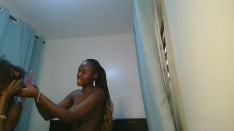 queen online show from March 26, 2026, 11:27 am