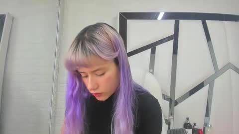 Barbie online show from September 12, 2025, 1:22 pm