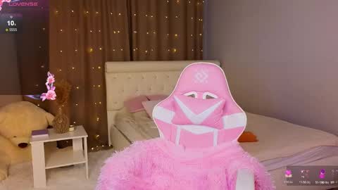 Stacy online show from February 4, 2025, 2:49 am