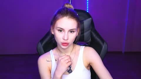 Eva online show from March 4, 2025, 1:17 pm