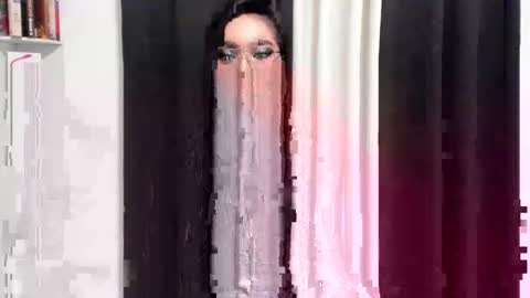 Issa Trap online show from January 10, 2025, 6:49 pm