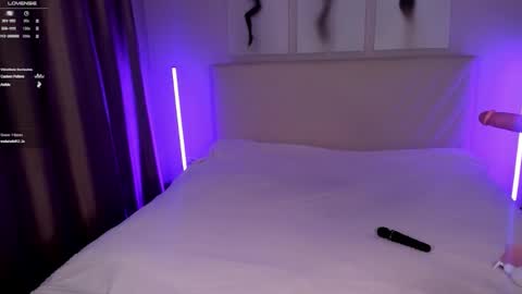  Emma online show from October 5, 2025, 8:07 pm