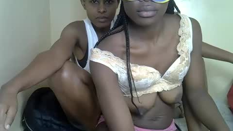 barbies_girles online show from October 30, 2025, 7:54 am