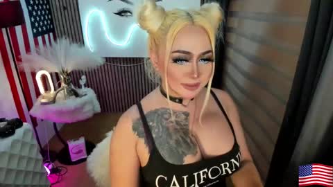 Miss Alexa Fields  online show from September 11, 2025, 7:08 am