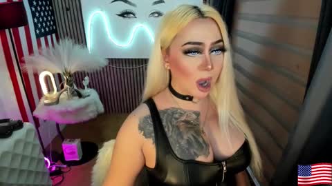 Miss Alexa Fields  online show from September 23, 2025, 4:15 am