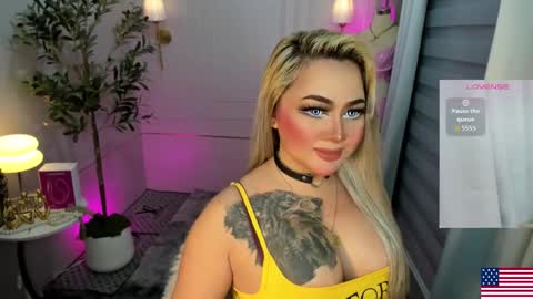 Miss Alexa Fields  online show from October 20, 2025, 9:10 am