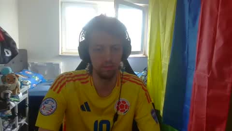 Snapshot of barca200 chatting on June 18, 2026, 6:02 am barca200 online show from June 18, 2026, 6:02 am