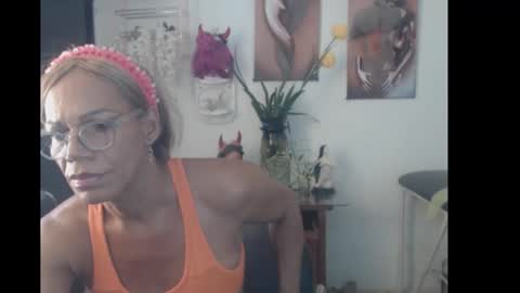 bardotbigcocktsx online show from February 17, 2025, 7:53 pm