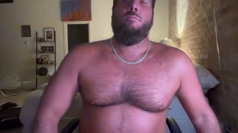 Snapshot of barebackheat chatting on July 23, 2026, 3:04 am Barebackheat online show from July 23, 2026, 3:04 am