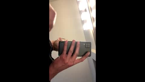 Snapshot of barniemay1 chatting on January 28, 2025, 7:21 pm barniemay1 online show from January 28, 2025, 7:21 pm