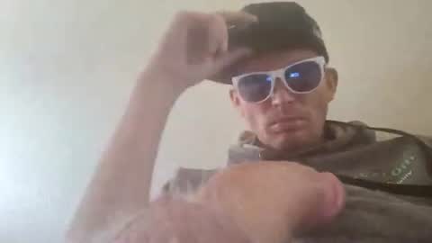 Snapshot of barniemay1 chatting on March 8, 2025, 12:33 am barniemay1 online show from March 8, 2025, 12:33 am