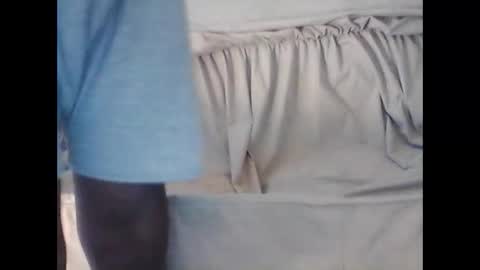 Snapshot of barrysand chatting on May 3, 2026, 12:33 pm barrysand online show from May 3, 2026, 12:33 pm